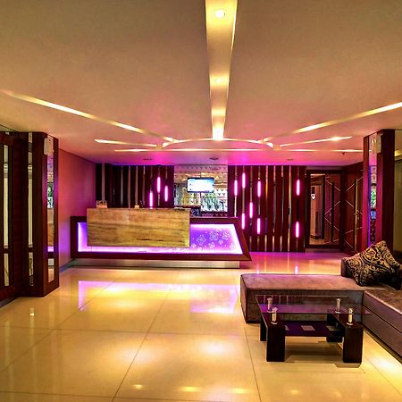 Vio Hotel Veteran Bandung Exteriér fotografie