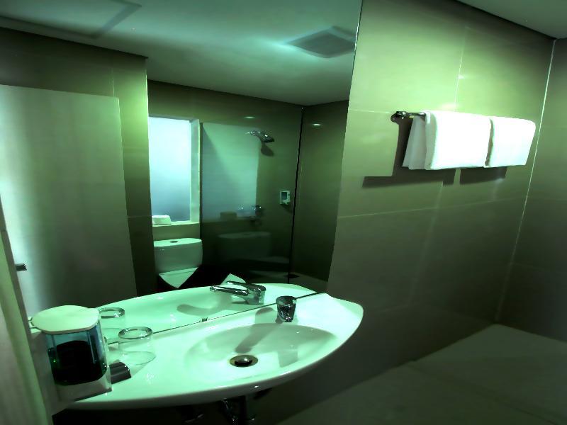 Vio Hotel Veteran Bandung Exteriér fotografie