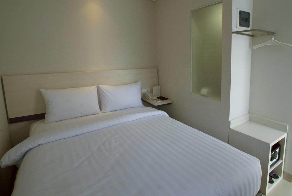 Vio Hotel Veteran Bandung Exteriér fotografie